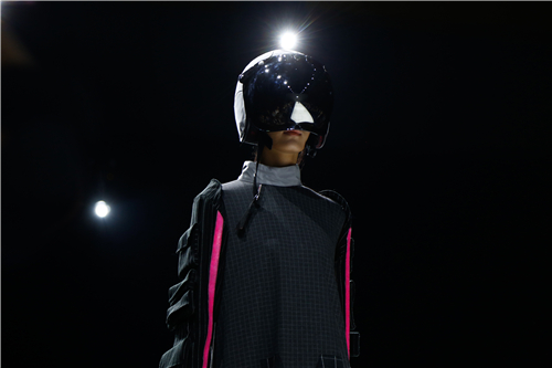 2018浙江科技双赢彩票
服装与服饰设计专业毕业生作品 亮相中国国际大学生时装周